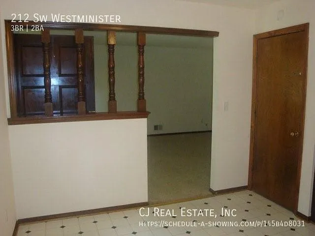 212 SW Westminister Rd — Photo 4