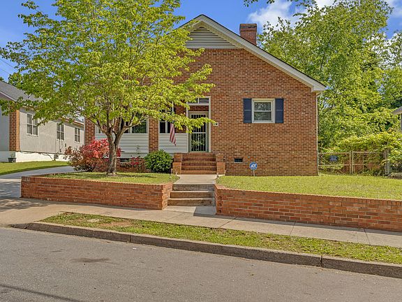 2nd image of 485 N Fairview Ave