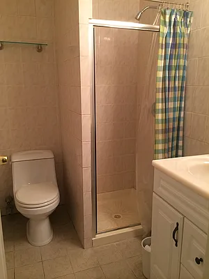 Rented by Your Vanity Realty | media 30