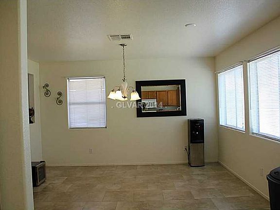4th image of 9146 Jewel Crystal Ct