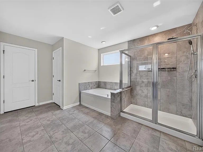 4160 Walcott Dr — Photo 24