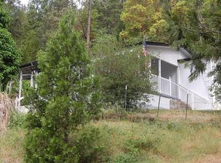 982 Fish Hatchery Rd, Grants Pass, OR 97527