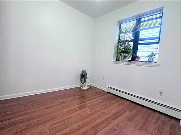 3rd image of 123-16 25th Ave Floor 2