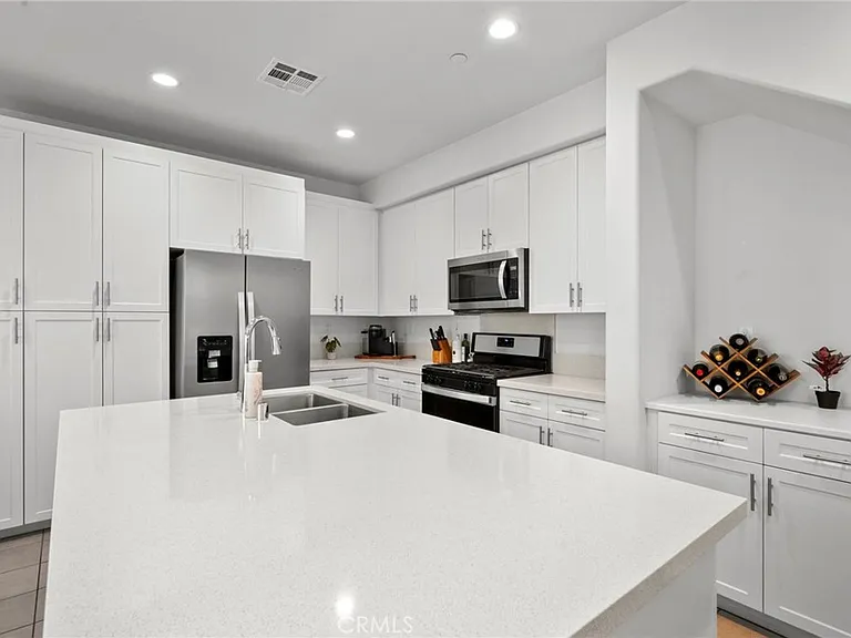 16008 Jamie Ln #10 — Photo 33