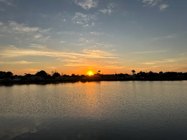 1160 Linden Rd, Venice, FL 34293