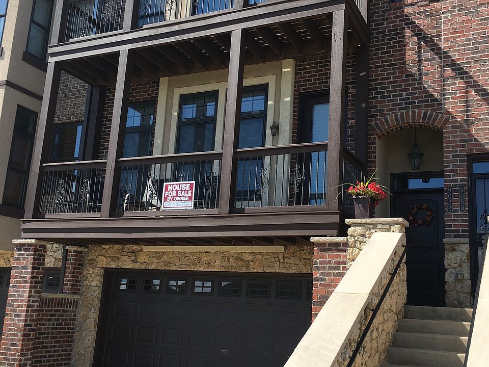 9082 Paddington Pkwy, Verona