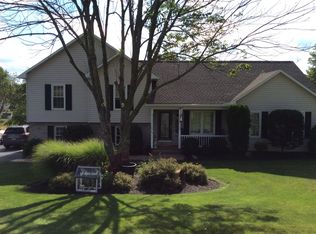 305 Seneca Trl, Davidsville, PA 15928