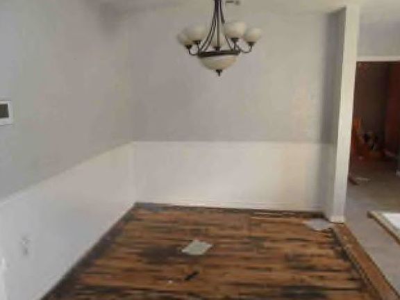 5th image of 1152 NW Oak Ave