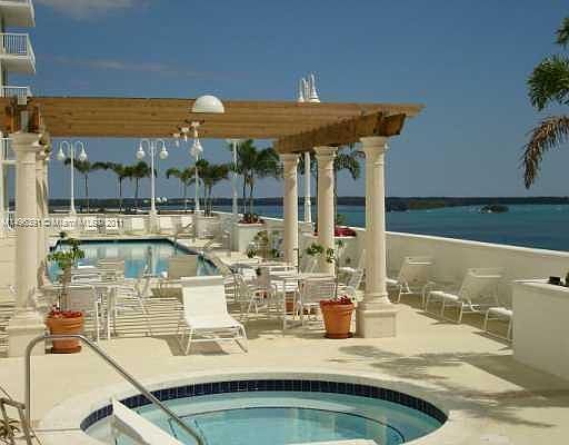 3rd image of 1200 Brickell Bay Dr APT 1822