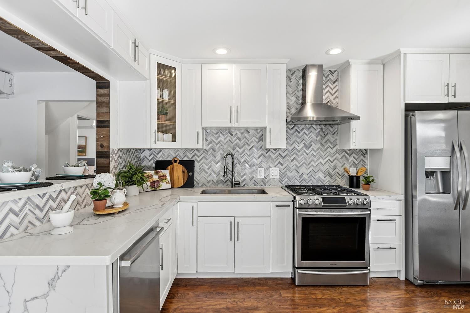 320 Foster Road - Photo 10