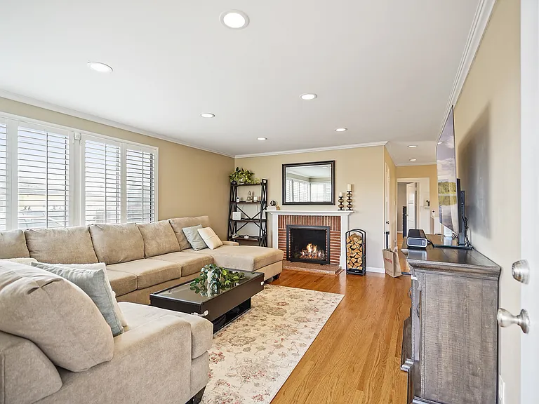 101 Manzanita Ave — Photo 7