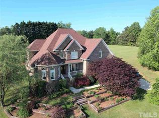 104 Pegasus Dr, Bahama, NC 27503
