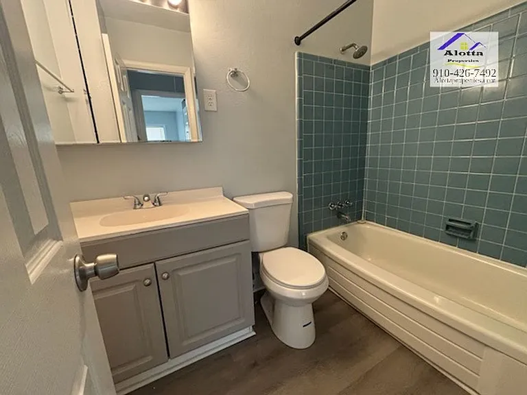 4430 Wellington Dr — Photo 11