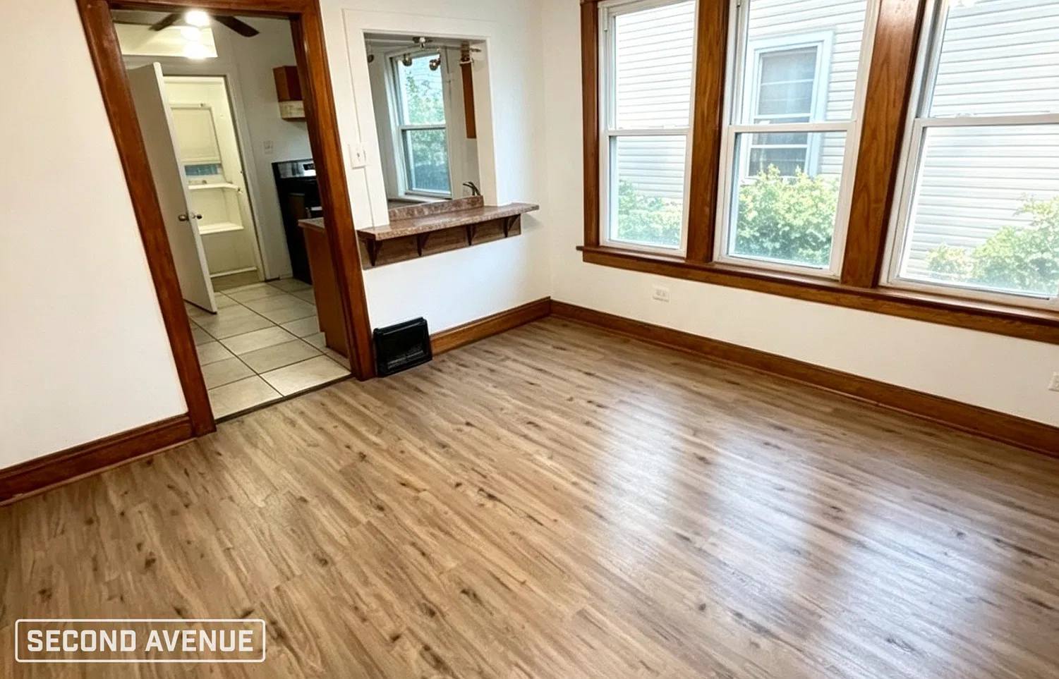 3 bed, 1.0 bath, 1463 sqft, $1,749 — Photo 3