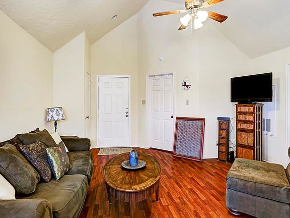 5th image of 2300 Old Spanish Trl APT 2117