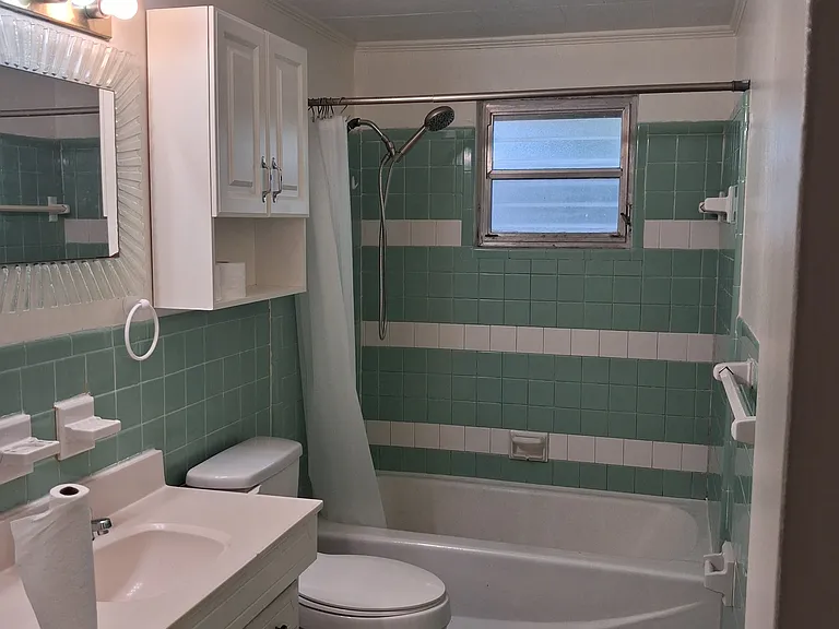 411 Barclay Ave — Photo 10