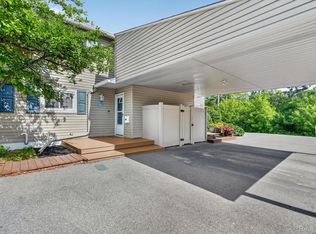 761 Kirts Blvd, Troy, MI 48084