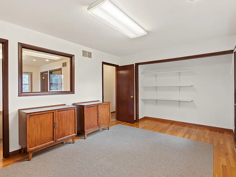 123 Ogden Ave — Photo 7