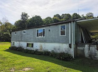 287 Luxor Rd, Greensburg, PA 15601