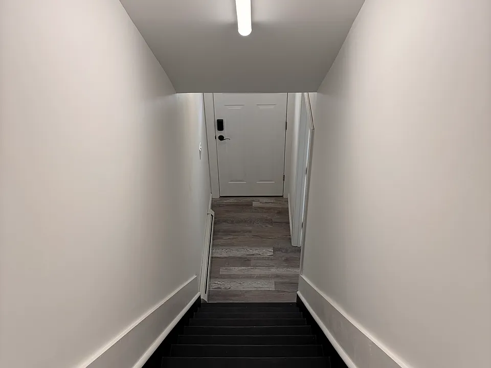 32 Putnam Ave #1