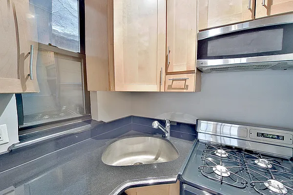 Rented by Centennial Properties NY | media 5