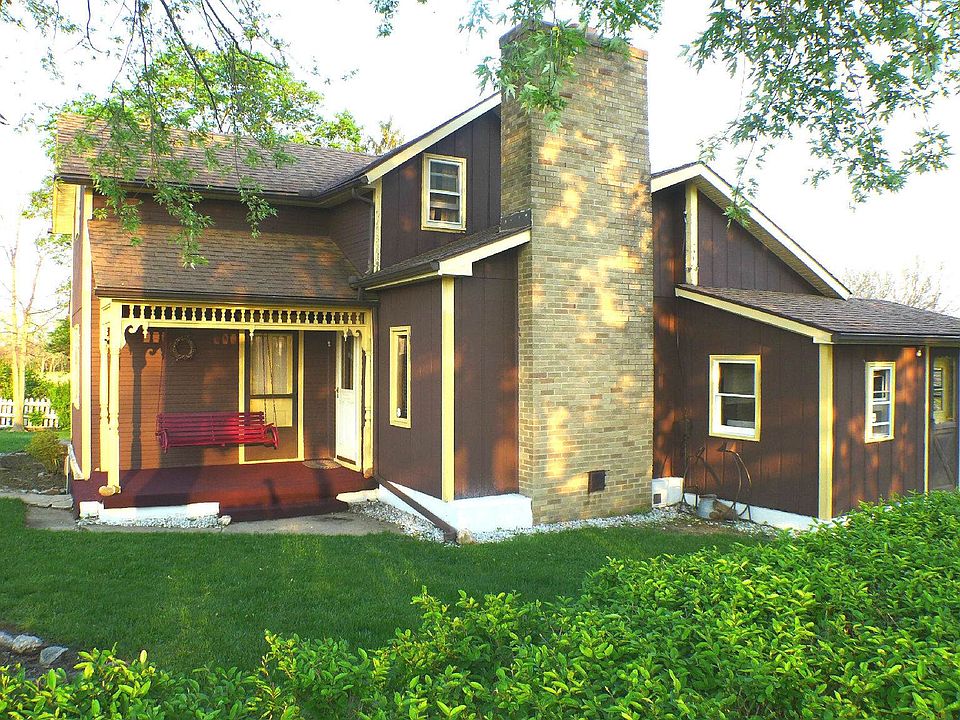 4436 E. Walnut Grove