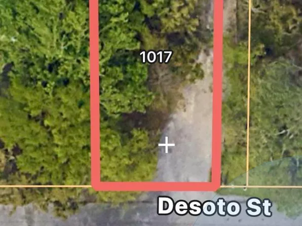 1017 Desoto St, Ocean Springs, MS 39564