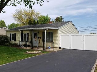 2205 Macfarlane Dr, Joliet, IL 60435