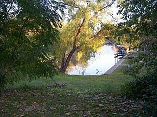 4th image of 4003 Cherokee Ct