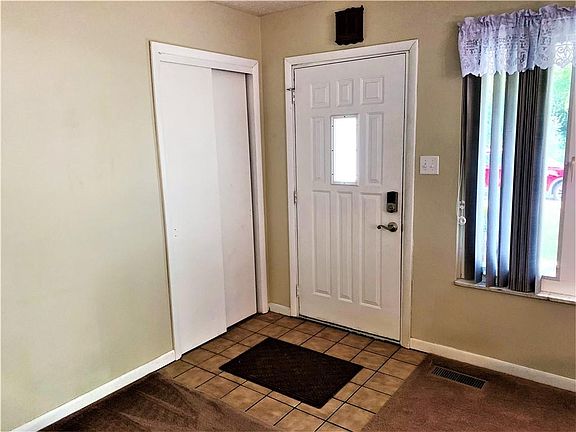 5th image of 9232 Granville Ln