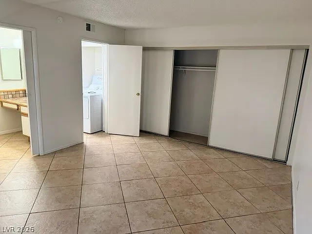 2080 Karen Ave #3 — Photo 11