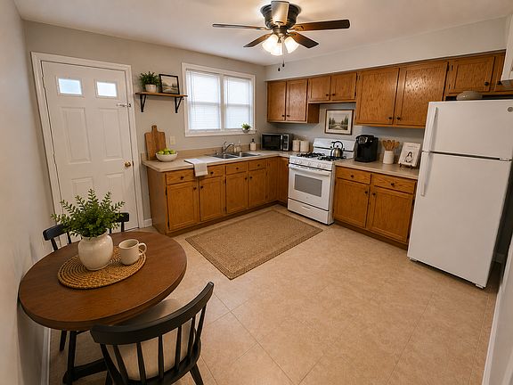 4th image of 2026 S Bouvier St