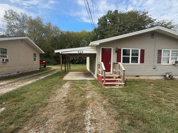 923 N Fulbright Ave, Springfield, MO 65802