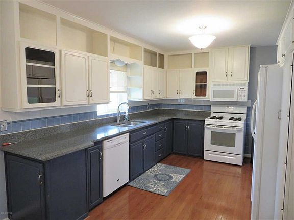 4th image of 605 Beck St