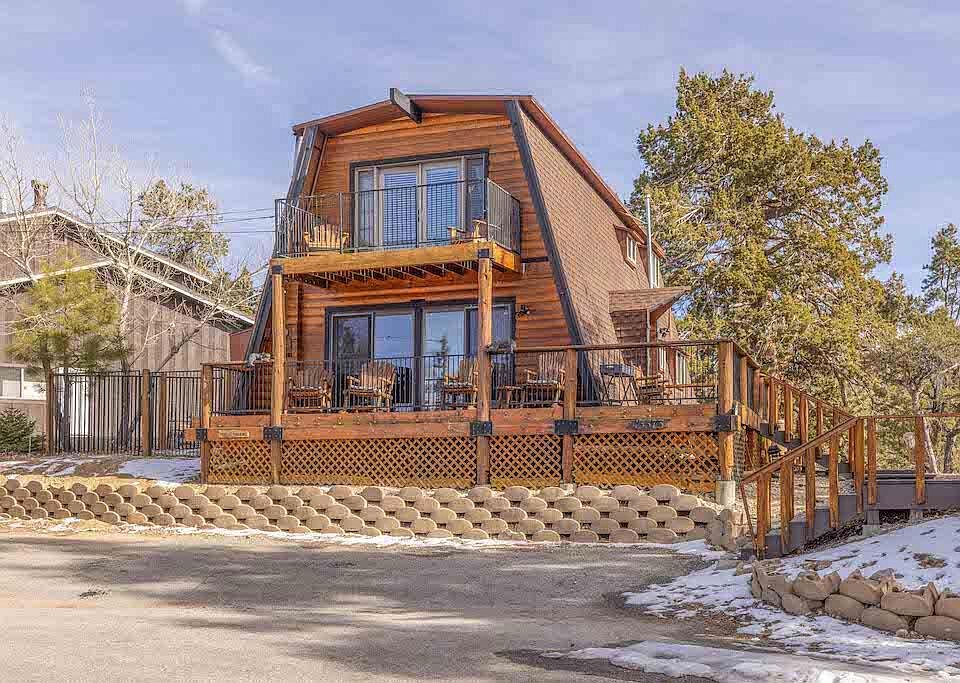 1st image of 43573 Yosemite Dr