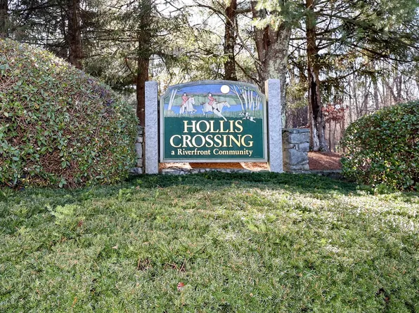 39 Bartemus Trail, Nashua, NH 03063