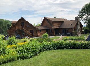 8846 Mack Rd, Sauk City, WI 53583