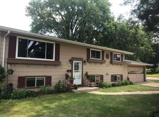 854 Hillside Dr, Jefferson, WI 53549