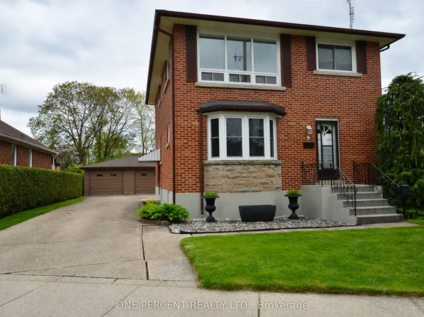 6 Kingsway Cres, Saint Catharines, ON L2N 1A6