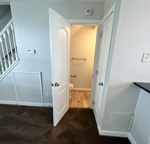 6890 Hawthorne St — Photo 7