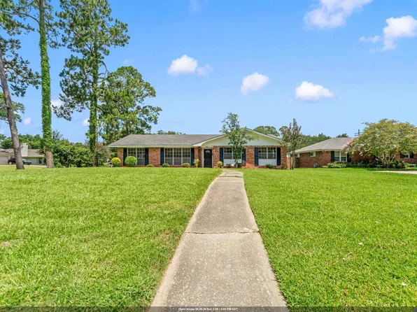 5823 Clematis Dr, Baton Rouge, LA 70808