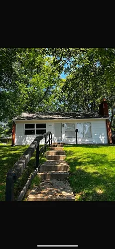 10104 Prince Dr Photo 1