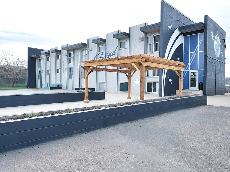 Tailwinds Apartments — Photo 27