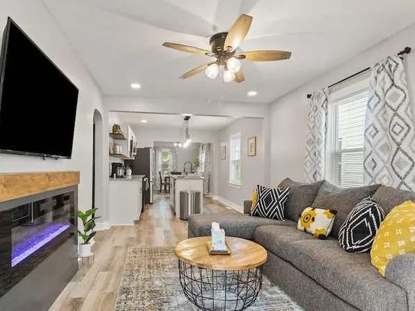 1020 Walter Ave, Louisville, KY 40215