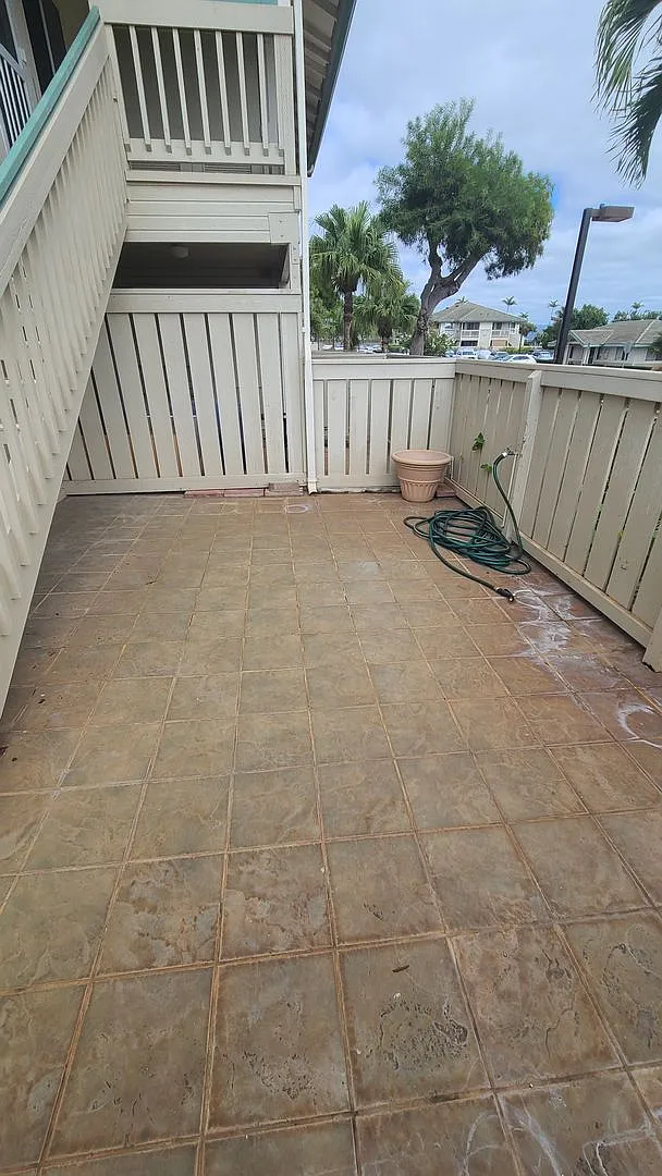 Malanai Iki Townhomes 2/1/2 with double lanais — Photo 4