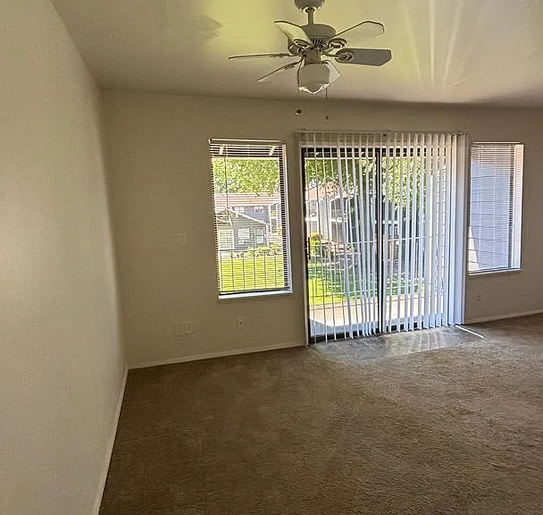 Cedars West Apartments — Photo 24