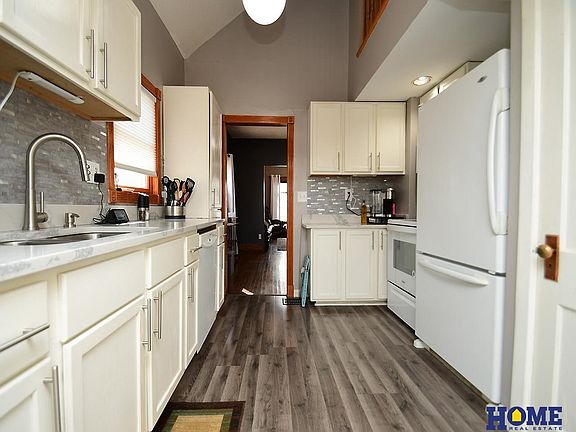 2nd image of 2956 S 47th St