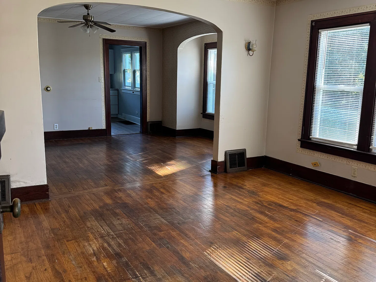 2 bed, $1,800 — Photo 3