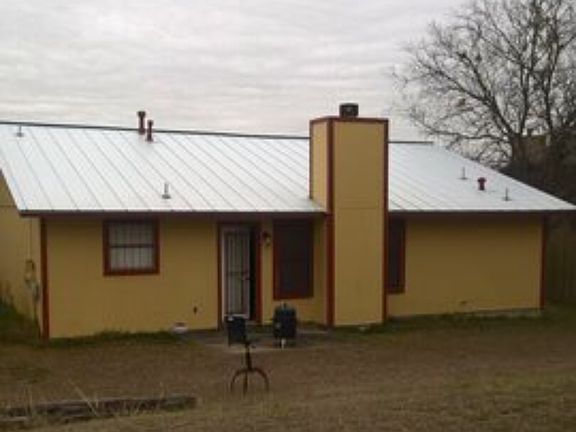 2nd image of 7102 Siepel Dr