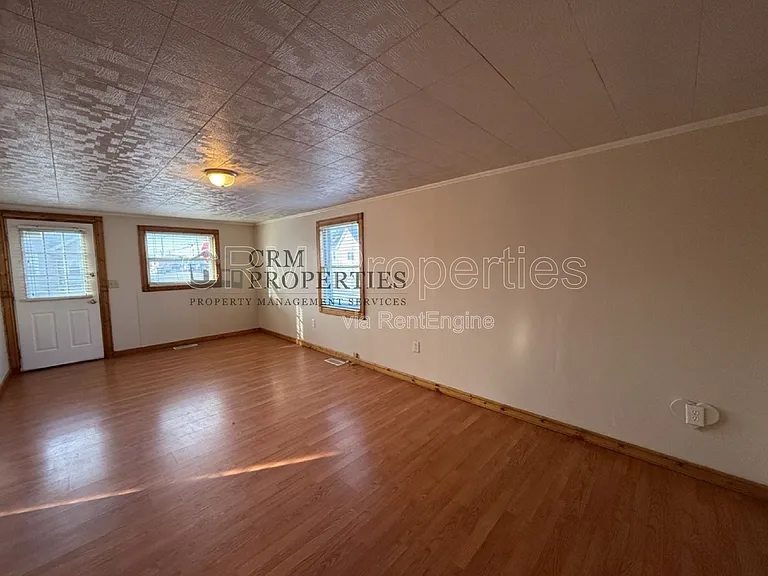 2324 N Buckeye St — Photo 4